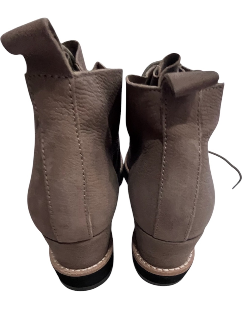 Eileen Fisher Nubuck Taupe brown Lace-Up suede Leather Wedge Ankle Boots Size 9 - Picture 8 of 12
